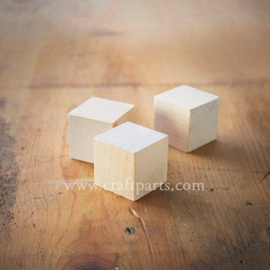 1-1/4" Wood Cube